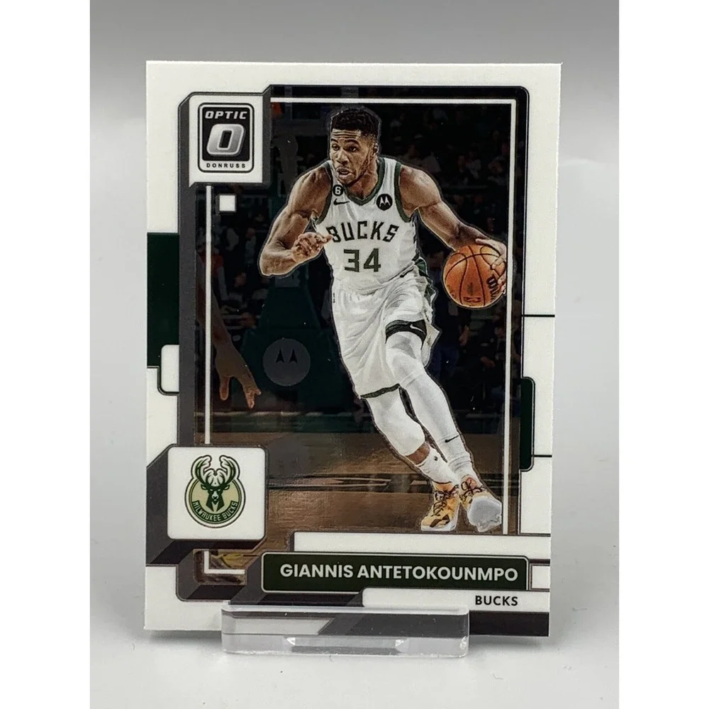 2022-23 Panini Donruss Optic Basketball Base Card #75‎ Giannis Antetokounmpo